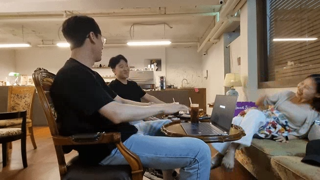 업로드된 이미지